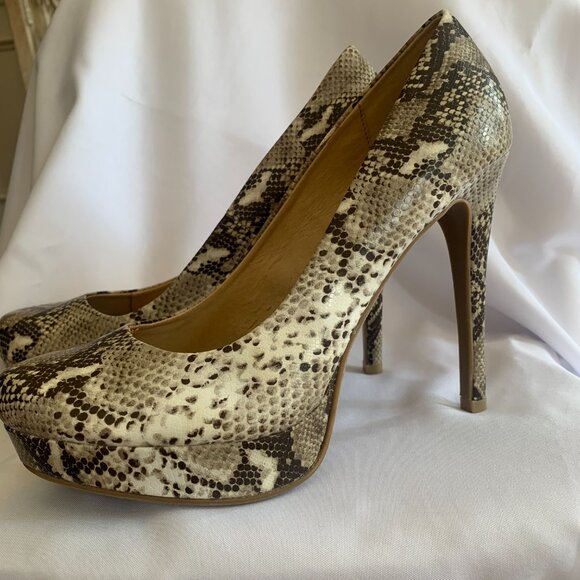 Chinese Laundry Snakeskin platform Shoes Size 9.5 - Picture 3 of 10